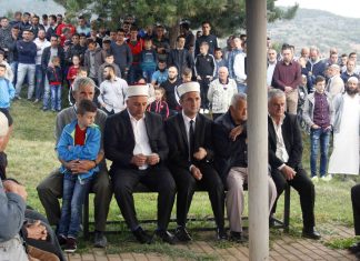 (Фото) ПОДГОРЦИ: За многу години, и нека ни е честит Курбан Бајрам..