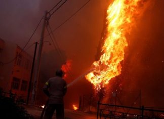 Најмалку 18 мртви во пожар на хотел во Кина