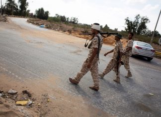 Заради судири, илјадници семејства ги напуштиле своите домови во Либија