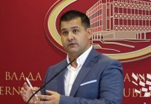 Бошњаковски: Владата ќе ги заштити граѓаните од лажни вести во референдумскиот молк