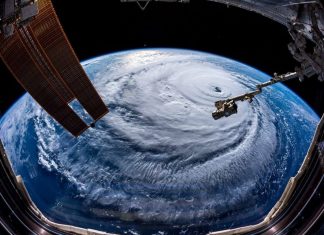 Се eвакуираат американски воени бази пред налетот на ураганот ‘Florence’