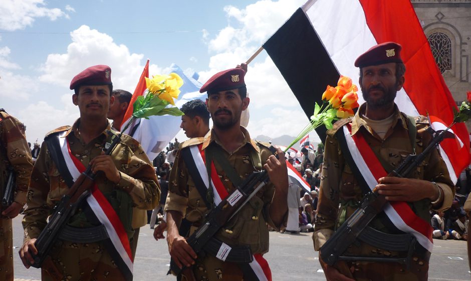 Yemeni_soldiers_from_the_1st_Armoured_Division-940x560