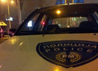Две лица повредени во тешка сообраќајка кај Мороишта