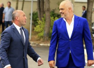 Косово и Албанија договорија царински олеснувања и укинување на роамингот