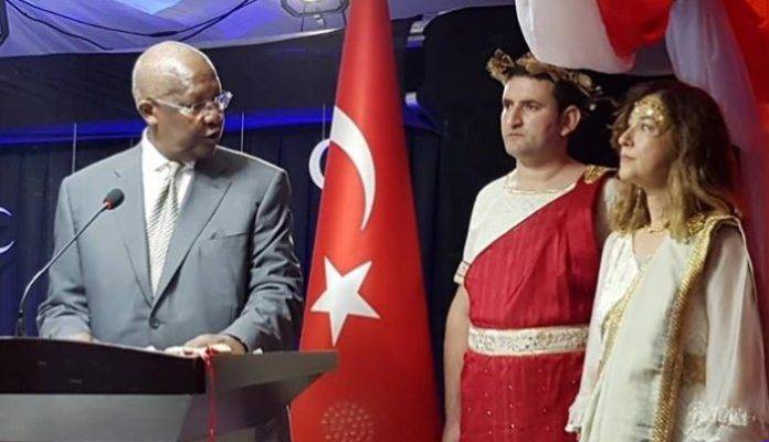 turska ambasadorka -Uganda