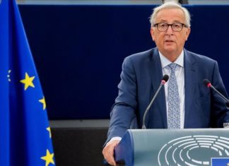 Јункер: „Нема простор за преговори во врска со Договорот за Брегзит“