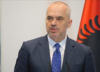 Албанскиот премиер ќе ја преземе и функцијата министер за надворешни работи