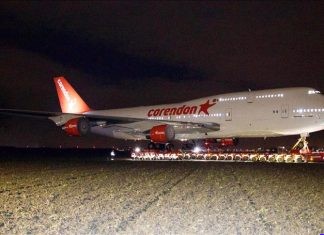 Турски бизнисмен пред својот хотел во Холандија поставува „Боинг 747“