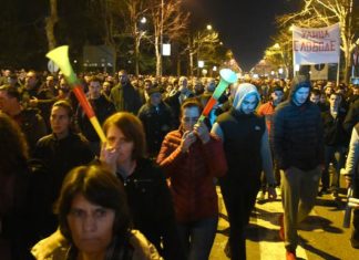 Протести во Црна Гора: Граѓаните бараат оставка на Владата и Претседателот