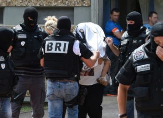 Франција: Спречен голем терористички напад, уапсени 4 лица