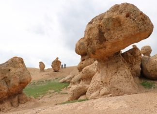 Нова туристичка дестинација во Турција: “Необично обликувани карпи на градот Сивас”