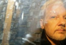 Џулијан Асанж се соочува со 175 години затворска казна, по новите обвиненија за шпионажа.