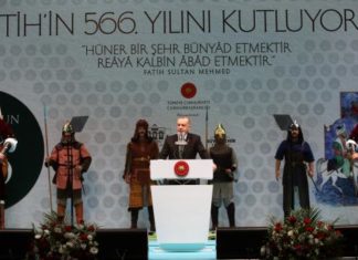 Ердоган: Иако поминаа 566 години некои сеуште не можат да ја преболат болката што го изгубија Истанбул
