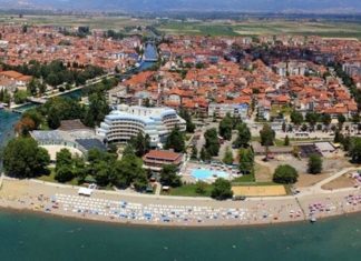 Струга: Хуманитарна акција за настраданите од земјотресот во Албанија