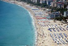 Рекордна сезона во Анталија: Првпат во историјата над 15 милиони странски туристи