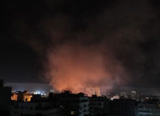 Израел погоди позиции на Хамас во Газа