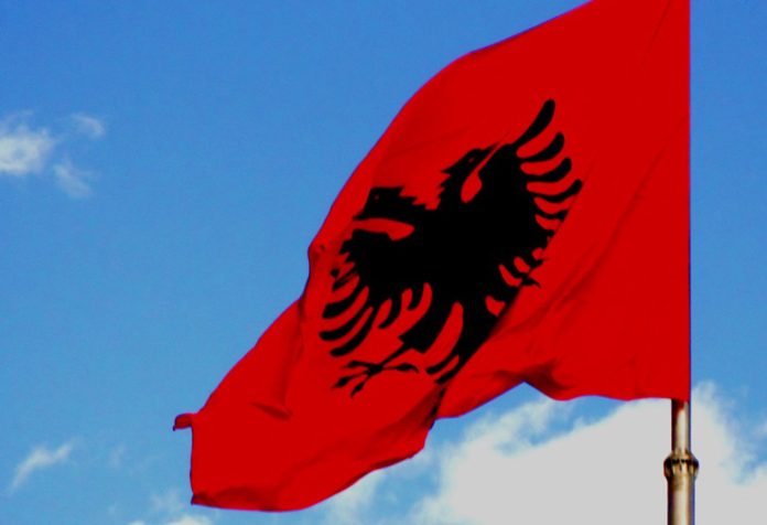 албанија знаме