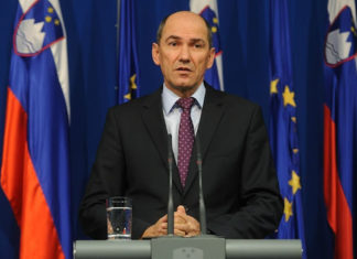 Јанез Јанша: „Мерката за забрана за движење во општините, ќе остане најмалку до крајот на првомајските празници“