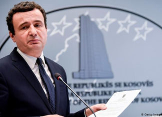 Косово: Курти ги обвини САД, дека му ја урнале владата