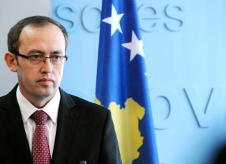 Косово доби нова Влада на чело со премиерот Авдулах Хоти