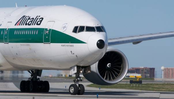alitalia-od-danas-nastavlja-medjunarodne-letove-alitalia_5efce061ddd1f