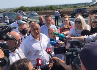Борисов: “Кој сака нека си седи дома, не е забрането, ние нема да затвораме ништо“