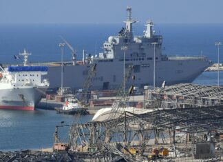 Емирати: Првиот брод со 2400 тони помош тргна кон Бејрут