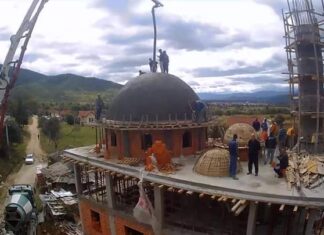 Продолжува изградбата на Џамијата во Гостиржани