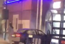 / Видео / Драма во Лондон: Со автомобил удри во полициска станица