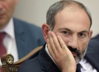 Ерменските политички партии бараат оставка од премиерот Пашињан