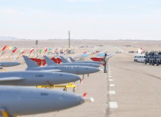 Големи вежби со беспилотни летала на иранската армија