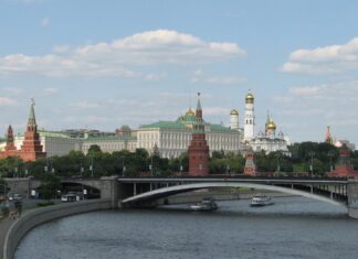 Горниот дом на рускиот парламент ги ратификуваше договорите за припојување на четири украински региони