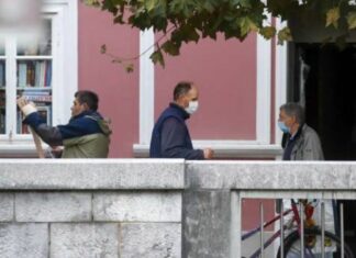 Од денес во Словенија повторно се отвораат поголемите продавници
