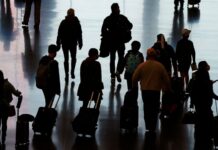 Словаците не смеат да излезат од земјата, на одмор
