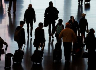 Словаците не смеат да излезат од земјата, на одмор