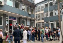 Турканици за вакцини, од понеделник „затворено за невакцинирани“