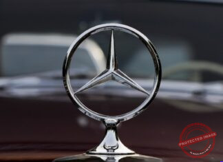 Мерцедес им нуди на вработените огромна сума да ја напуштат компанијата