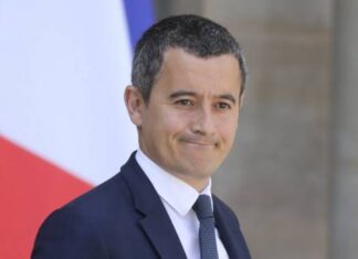 Франција ќе затвори шест џамии поради „исламски сепаратизам“