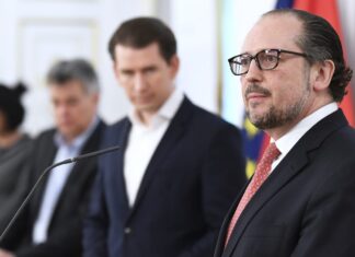 Политичка криза во Австрија: Канцеларот Шаленберг најави оставка, Курц се повлекува од политиката