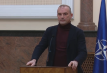 Снопче: „За недобивањето датум за преговори виновна е власта, граѓаните не треба да се казнуваат“