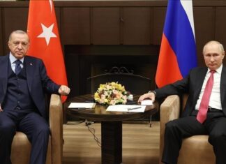 Разговор Ердоган-Путин: Турција ќе продолжи со напорите за траен мир меѓу Русија и Украина
