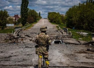 Украина, 90 дена по војната