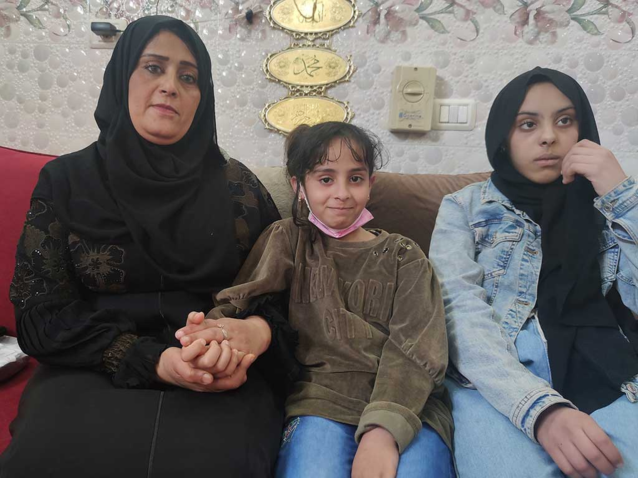 leila_sama_and_saja_hatab_0.v1