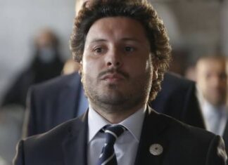 Абазовиќ: Геноцид не е извршен врз Бошњаците, туку врз луѓето