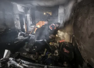 Газа: Десетици загинати во пожар во зграда