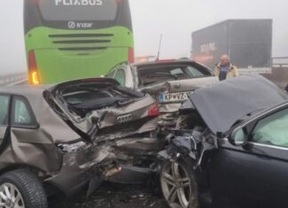 Словенија: Во верижен судир учествувале 13 возила, штетата огромна