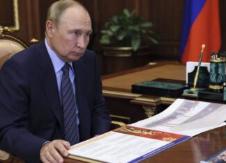 Путин: Западот ја претвори Украина во „колонија“ и ги користи Украинците како „топовско месо“