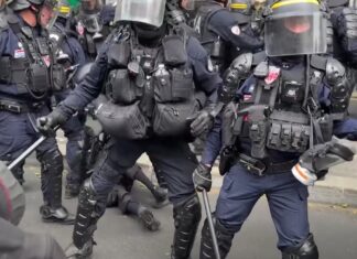 (Видео) Судири и апсења во Париз за време на првомајските протести, борбата против пензиската реформа на Макрон продолжи